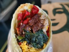 秘汁牛肉彩蔬卷-星巴克(兰州中川机场T2出发店)