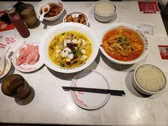 -渝是乎酸菜鱼(龙旗购物中心店)