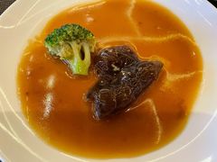 -大中华希尔顿酒店-念自助餐·嗨啤·小龙虾