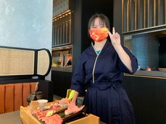 -铭牛烧肉·和牛海鲜自助(高新月牙湖店)