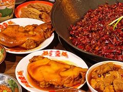 -萍姐火锅·公路夜市(武汉首店)