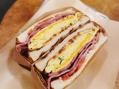 -Al Salam莫的三明治