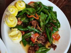 -三江源美食城