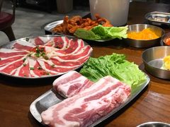-·缸桶屋·韩式牛肋条自助烤肉(西湖D11店)