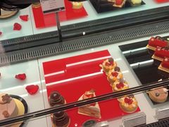 -Salon de The de Joel Robuchon(外滩18号店)