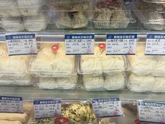 -白玉兰食品甜凤店(合生汇店)