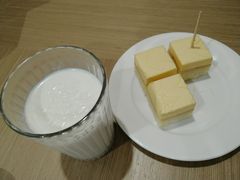 -苏州工业园区奥特莱斯亚朵酒店