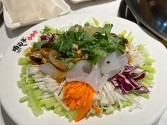 -咱屯子铁锅炖直营店(南湖大路店)