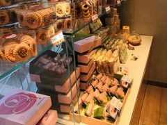 零售区-好利来(高新枫叶广场店)