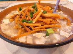 -钟方模白家肥肠粉(春熙店)