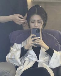-Z.X HAIR SALON张新美业