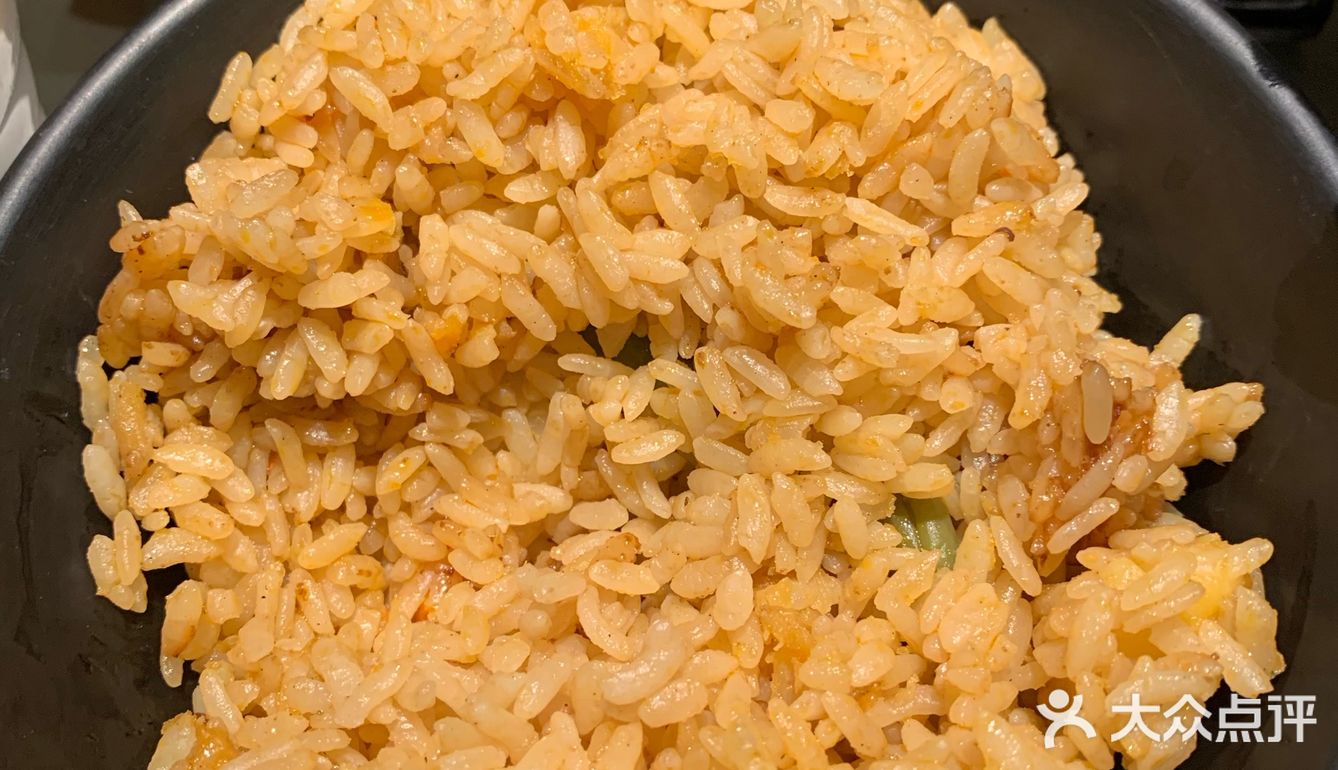 很久没吃过烤鱼了，点了鱼香味，还点了个火孔饭