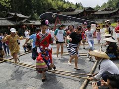 -武隆天坑寨子景区
