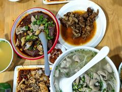 -朱大嘴肥肠血旺(福字街店)