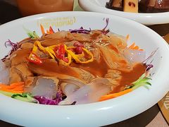 -锅飘飘·东北铁锅炖(雨花客厅店)