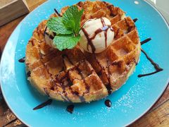 -蓝壁虎咖啡酒馆