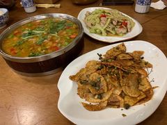 -石磨豆花家常菜·牦牛排土火锅