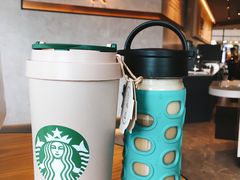 -星巴克臻选(莘庄仲盛店)