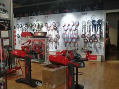 -YONEX苗江运动城(源深店)