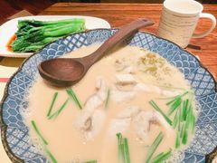 -荣家黄鱼面(前滩太古里店)