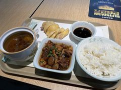 -老乡鸡(上海品尊国际中心店)