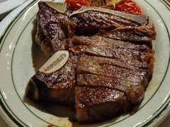 -MONICH牛排融合餐厅(和义大道购物中心店)