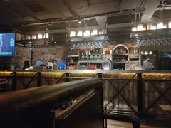 -麦凯伦烧烤·精酿超级工厂店(金桥总店)
