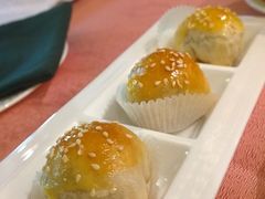 叉烧酥-申粤轩酒楼·三十年粤菜经典(丁香花园店)