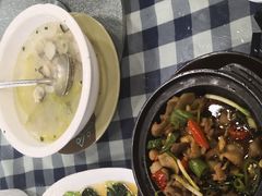 -钱大妈海鲜饭店(保利林语店)