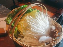 -同仁四季椰子鸡(车公庙店)