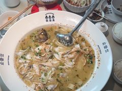-渔语鱼酸菜鱼新川菜(来福士店)