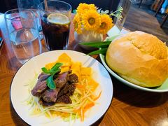 芒果牛肉沙拉-mango tree芒果树泰国餐厅(青岛万象城店)