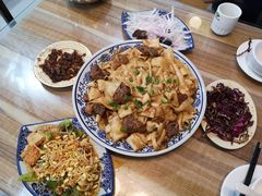 -壹阁胡羊焖饼(特色小吃街店)