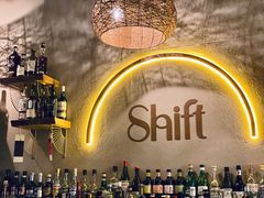 -Shift cocktail bar鸡尾酒吧