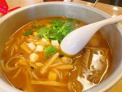 -丽丽三鲜螺蛳粉(田林路店)