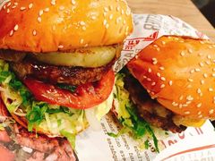 -The Habit Burger Grill 哈比特汉堡(复兴soho店)