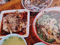 -朱大嘴肥肠血旺(福字街店)