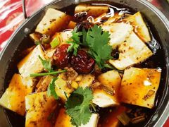 -明月食府(二区干二路店)
