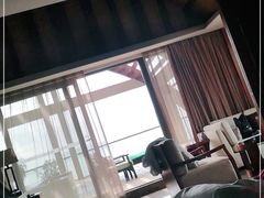 -三亚湾海居铂尔曼度假酒店