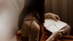 -余笙是你婚礼策划(创意谷店)