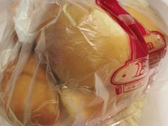 -白玉兰食品甜凤店(合生汇店)
