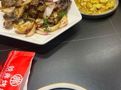 -许哥东北烧烤·铁丳烤串·宫后夹肉(繁花中心店)