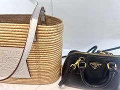 -星裳二手奢侈品回收鉴定(新华路店)