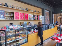 面包甜点陈列柜-星巴克臻选(成都环球乐天店)