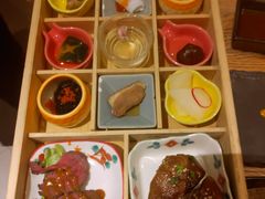 万菜盛合-赤坂亭M9和牛烧肉(世博源店)