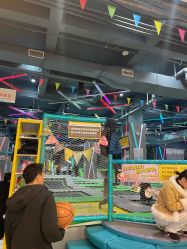 -反弹蹦床公园·亲子乐园·团建·派对(尚品奥莱店)