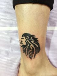 -Black Tattoo Studio