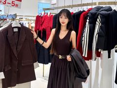 -王府井奥莱临潼小镇(临潼店)