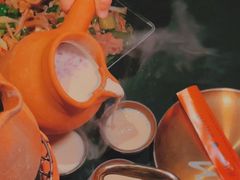 -何师烧烤Pro ·江湖川菜·小龙虾·精酿(太古里旗舰店)