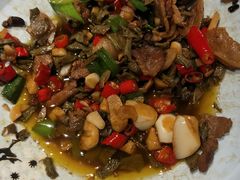 -俏湘厨•地道湘菜(建华南路店)